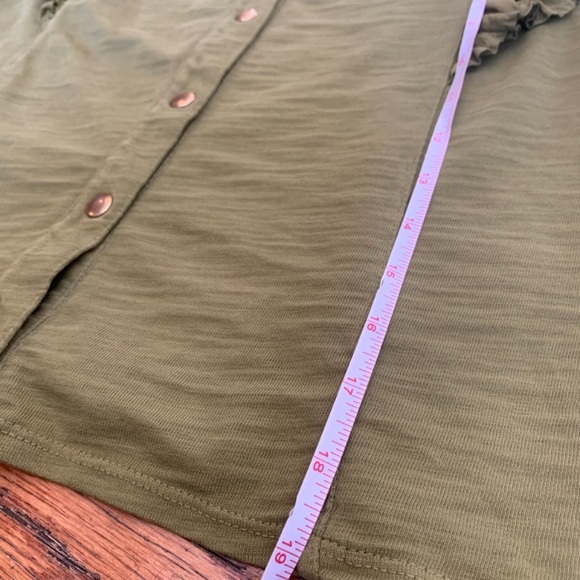 Nation LTD Archer Ruffle Button Top - Lichen Green - Short Sleeve - Size M - Picture 6 of 8